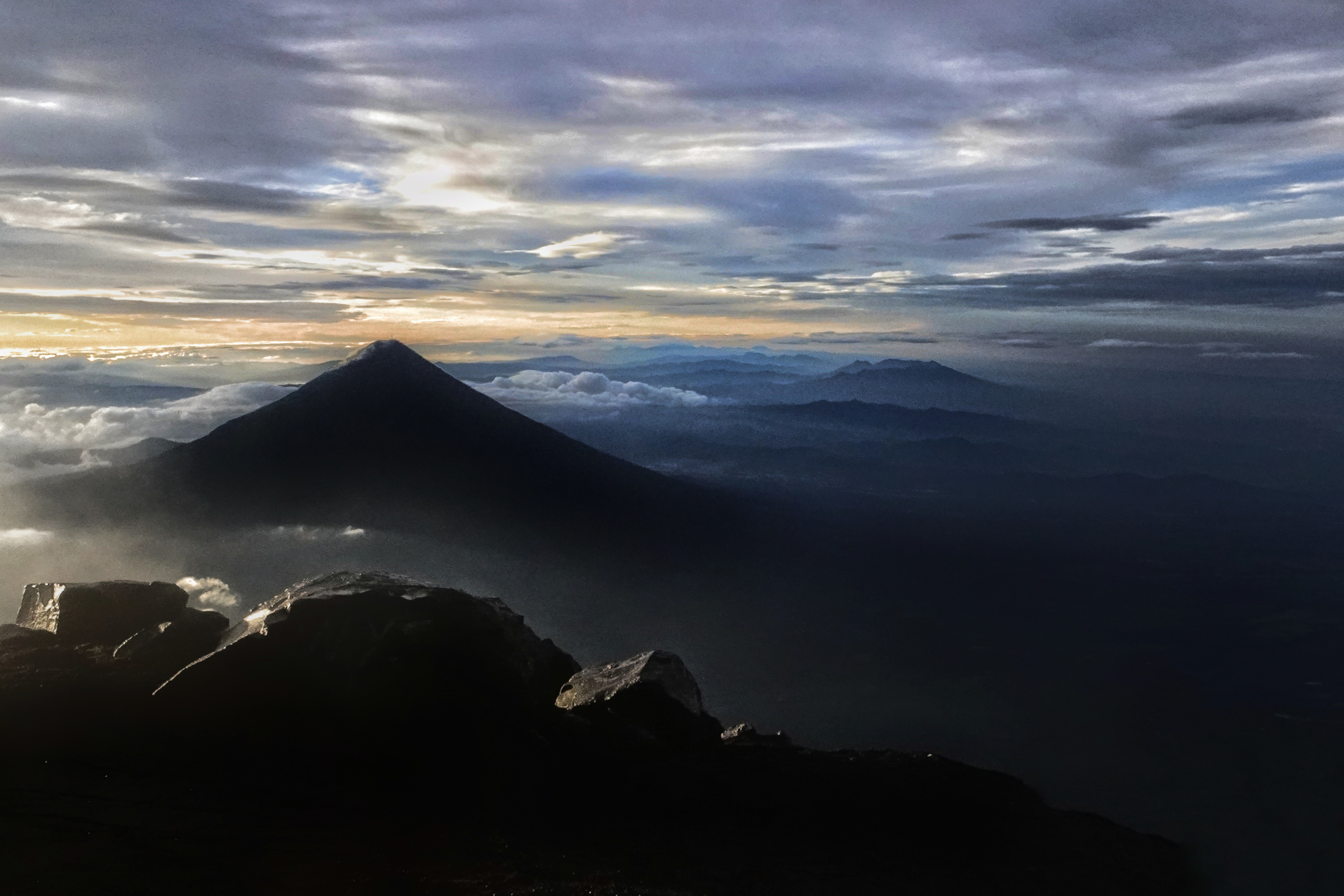 Vue sur les volcans du Guatemala